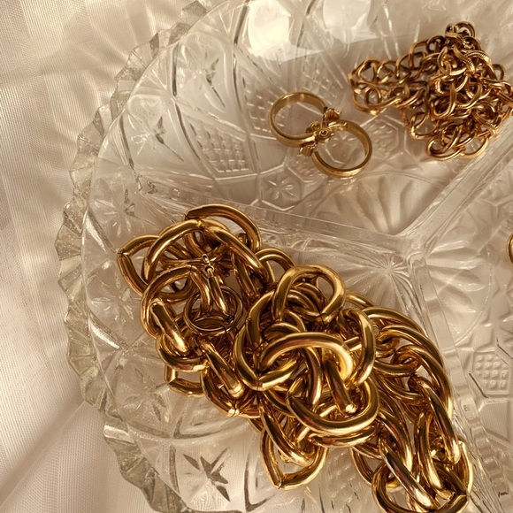 3 Compartment Glass Catch All Tray - Picture 4 of 4